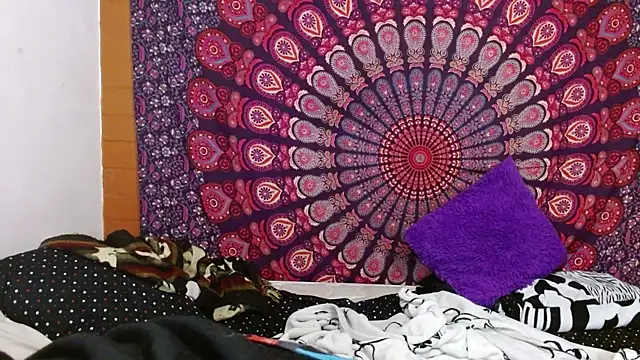 AbbySccott online show from December 19, 1:13 pm