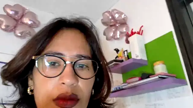 fantasty nylon online show from November 17, 5:06 pm