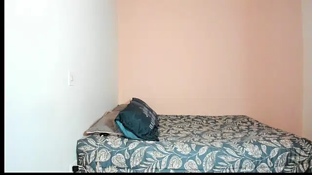 nina pons online show from January 14, 8:45 pm