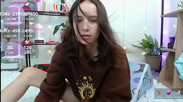 reaLISStic online show from December 4, 4:06 pm