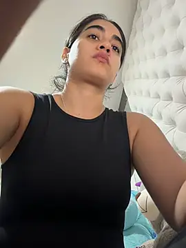 ZarahEvans online show from March 4, 10:28 pm