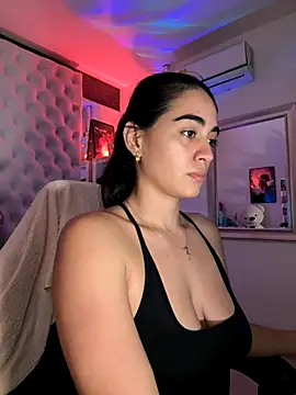 ZarahEvans online show from December 5, 8:06 pm