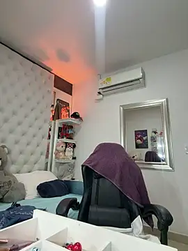 ZarahEvans online show from February 9, 11:58 pm