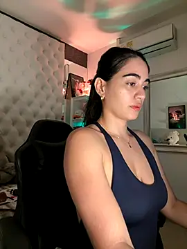 Snapshot of ZarahEvans chatting on October 15, 8:28 pm ZarahEvans online show from October 15, 8:28 pm