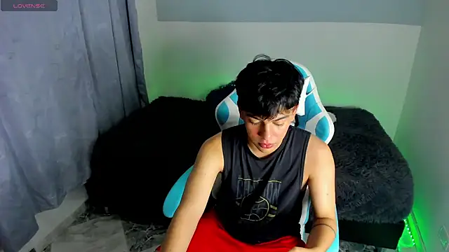 Franco Rizzo  online show from March 14, 12:21 am