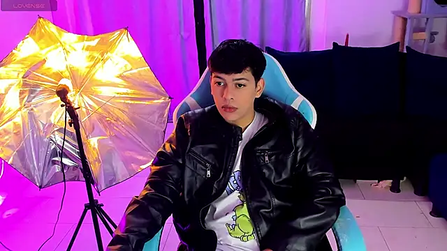 Franco Rizzo  online show from November 24, 8:09 pm