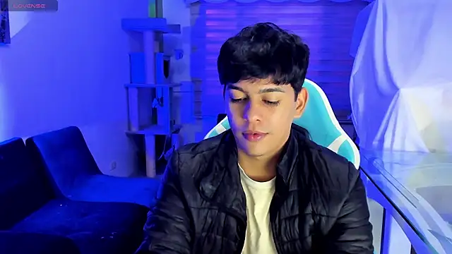 Franco Rizzo  online show from October 4, 2:35 am