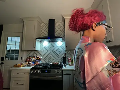 VixenCapri online show from April 11, 12:53 pm