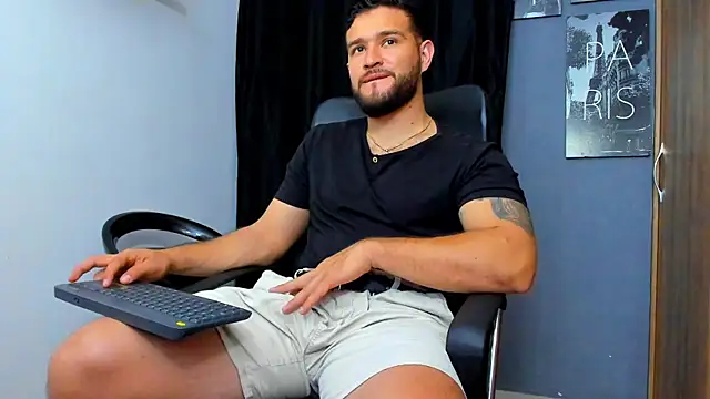 AndrewDiaz online show from December 23, 6:23 am