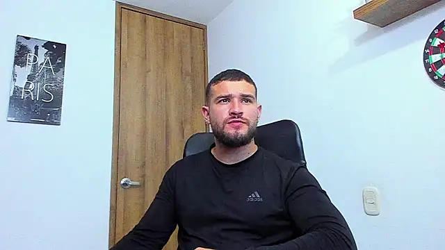 Snapshot of AndrewDiaz chatting on September 28, 6:53 am AndrewDiaz online show from September 28, 6:53 am