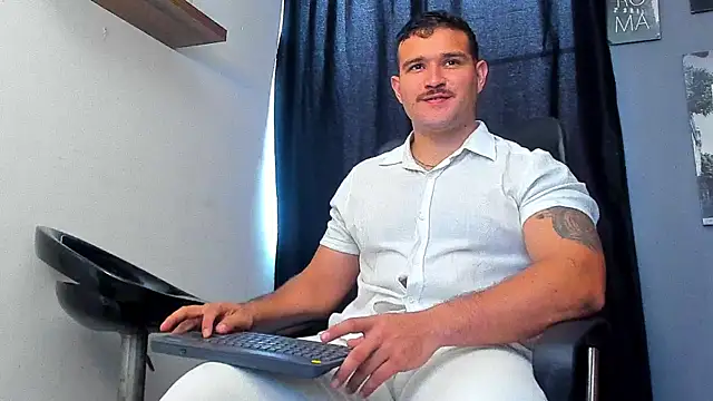 AndrewDiaz online show from July 12, 9:37 pm