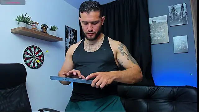 Snapshot of AndrewDiaz chatting on January 16, 3:45 am AndrewDiaz online show from January 16, 3:45 am