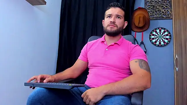 AndrewDiaz online show from March 28, 6:25 am