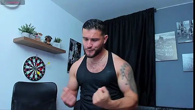 Snapshot of AndrewDiaz chatting on January 15, 11:30 pm AndrewDiaz online show from January 15, 11:30 pm