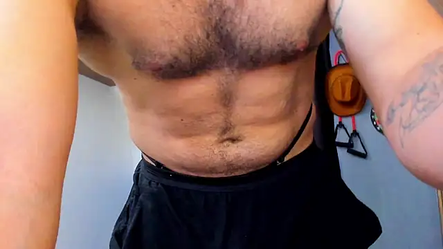 AndrewDiaz online show from March 31, 9:50 pm