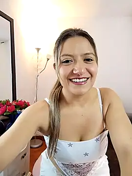 valeriahunter1 online show from October 24, 9:47 pm