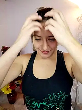 valeriahunter1 online show from May 10, 10:22 pm