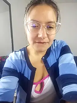 valeriahunter1 online show from November 14, 4:16 am