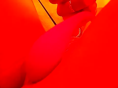 Snapshot of SmokeShow686 chatting on March 13, 12:16 am SmokeShow686 online show from March 13, 12:16 am