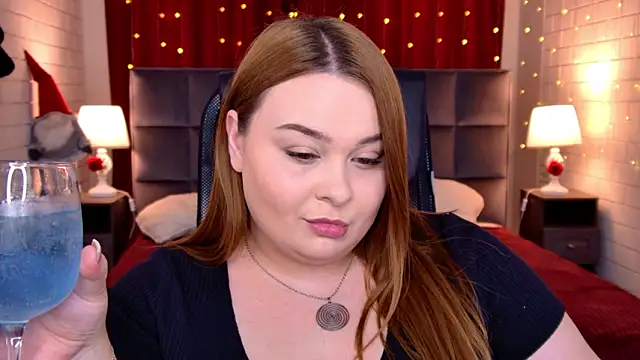 Snapshot of KimberlyMaran chatting on February 28, 3:44 pm KimberlyMaran online show from February 28, 3:44 pm