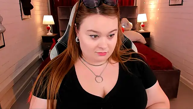 KimberlyMaran online show from March 8, 12:41 pm