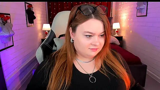 KimberlyMaran online show from March 12, 9:12 am