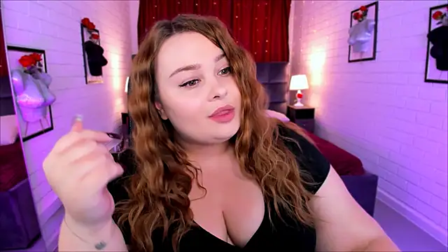 KimberlyMaran online show from September 27, 1:50 pm