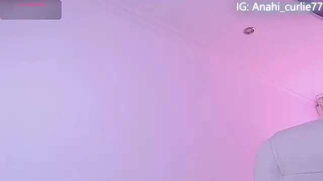 Snapshot of anahi_curlie1 chatting on March 15, 3:51 am anahi curlie1 online show from March 15, 3:51 am