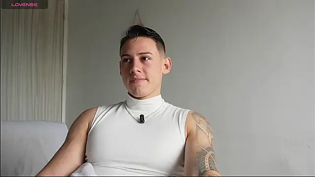Muscle King Cum online show from June 19, 1:17 pm