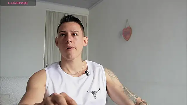 Muscle King Cum online show from April 28, 1:15 pm
