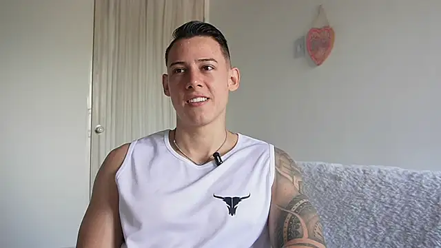 Muscle King Cum online show from May 15, 1:31 pm