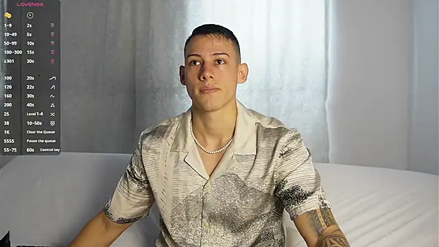 Muscle King Cum online show from November 25, 2:50 pm