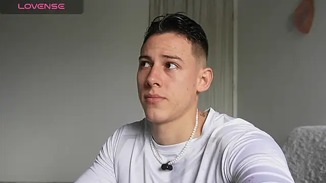 Muscle King Cum online show from July 16, 1:30 pm