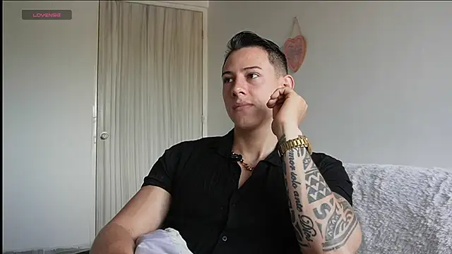Muscle King Cum online show from June 2, 1:22 pm