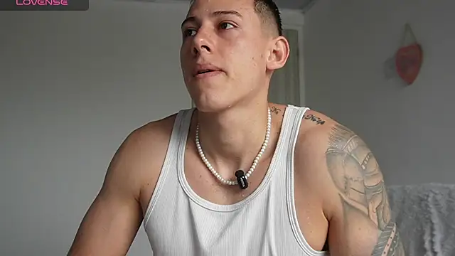 Muscle King Cum online show from May 21, 2:03 pm