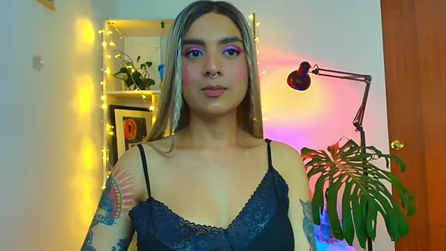 Snapshot of Yeriawaddell_ chatting on January 28, 11:50 pm Yeriawaddell  online show from January 28, 11:50 pm