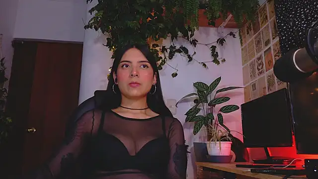 Yeriawaddell  online show from November 21, 9:14 pm