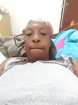 Snapshot of hotmilf_69 chatting on February 7, 11:34 pm hotmilf 69 online show from February 7, 11:34 pm