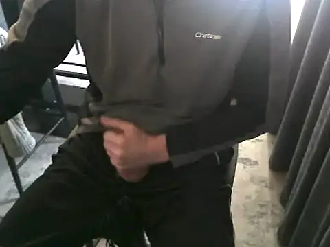 hornyman18cm39 online show from January 2, 10:58 am