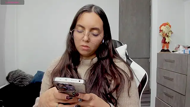 Valery7rose  online show from November 2, 2:16 am