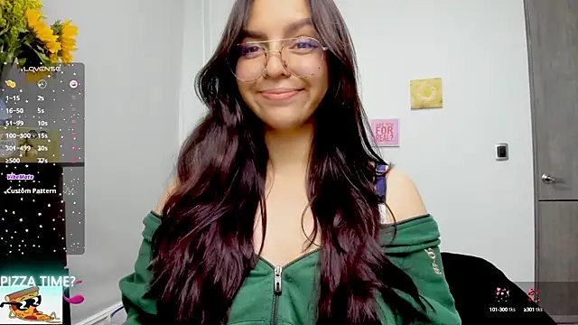 Valery7rose  online show from September 18, 9:40 pm