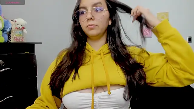 Valery7rose  online show from September 12, 9:14 pm