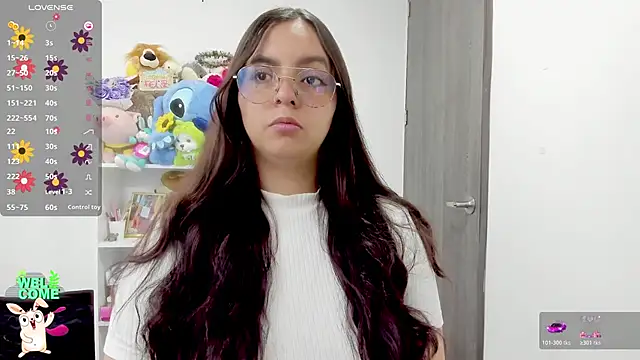 Snapshot of Valery7rose_ chatting on June 9, 2:51 pm Valery7rose online show from June 9, 2:51 pm