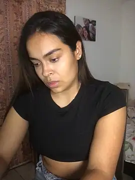 Snapshot of JuanaSimons chatting on February 22, 1:19 am JuanaSimons online show from February 22, 1:19 am