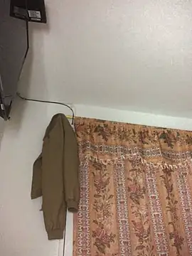 Snapshot of JuanaSimons chatting on March 4, 1:24 am JuanaSimons online show from March 4, 1:24 am