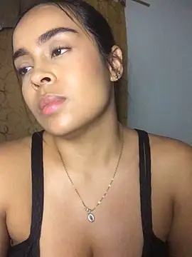 Snapshot of JuanaSimons chatting on January 17, 12:48 am JuanaSimons online show from January 17, 12:48 am