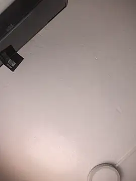 JuanaSimons online show from April 12, 1:36 pm