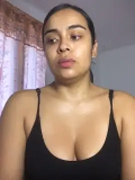 JuanaSimons online show from April 4, 10:38 pm