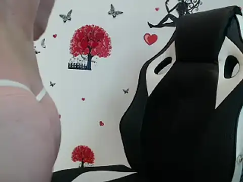 Snapshot of Angel_bran chatting on February 25, 11:48 pm Angel bran online show from February 25, 11:48 pm