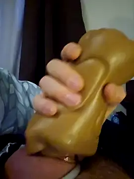 BananasNCream online show from December 30, 3:23 pm